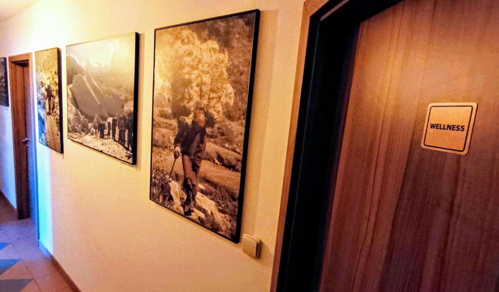 Guest House Sherpa โมราฟสกา เชโบวา ภายนอก รูปภาพ