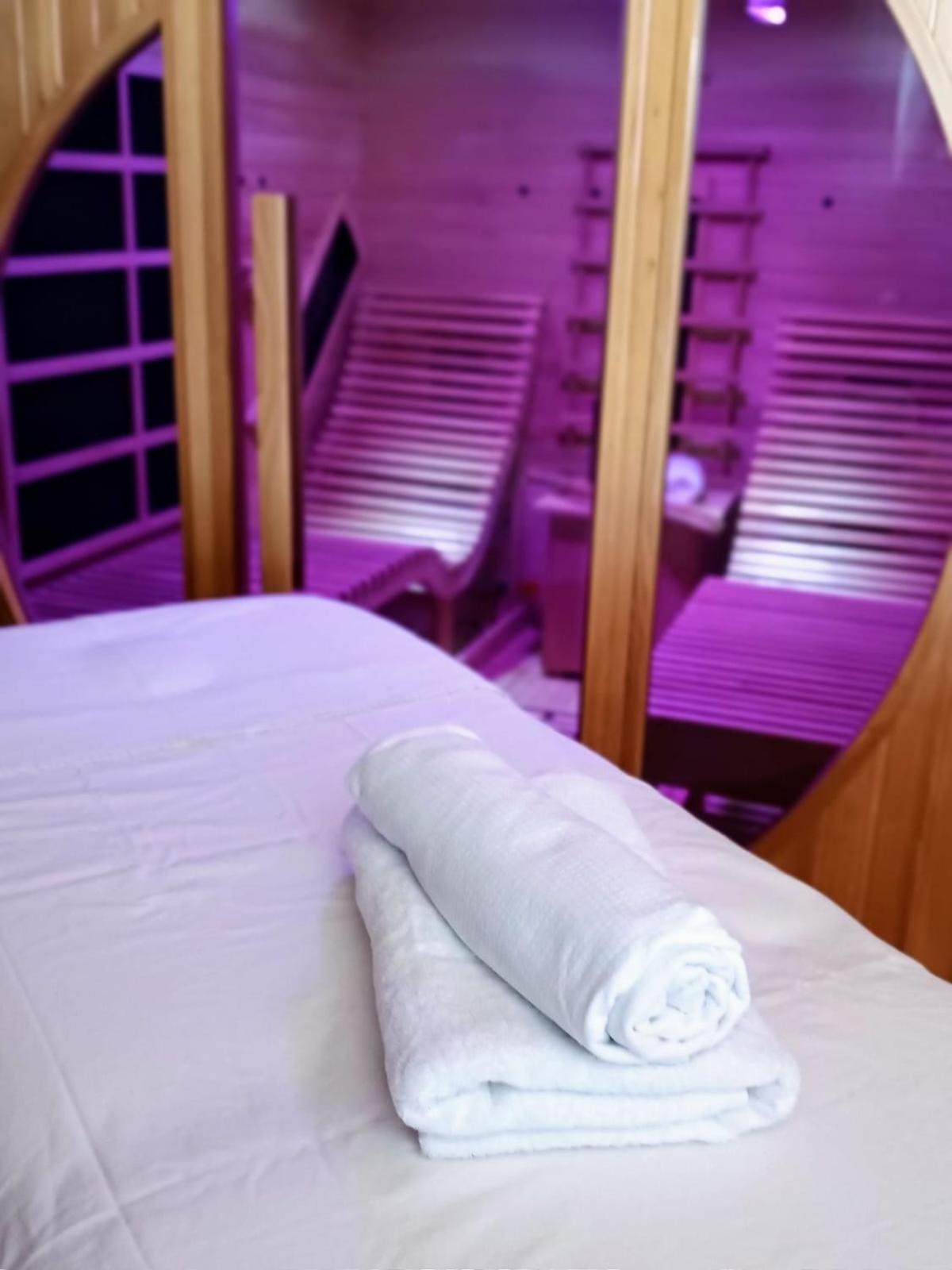 Guest House Sherpa โมราฟสกา เชโบวา ภายนอก รูปภาพ